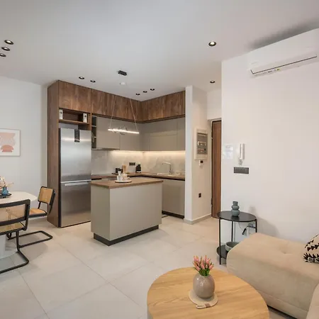 Apartment Spacious Luxury Apt, Old Town *