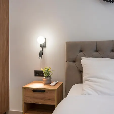 Spacious Luxury Apt, Old Town * Chania (Crete)