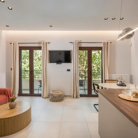 Spacious Luxury Apt, Old Town * Chania (Crete)