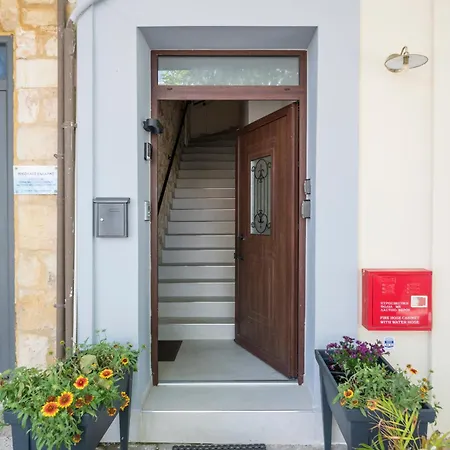 Spacious Luxury Apt, Old Town *