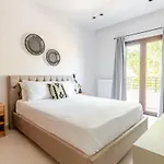 Apartman Spacious Luxury Apt, Old Town