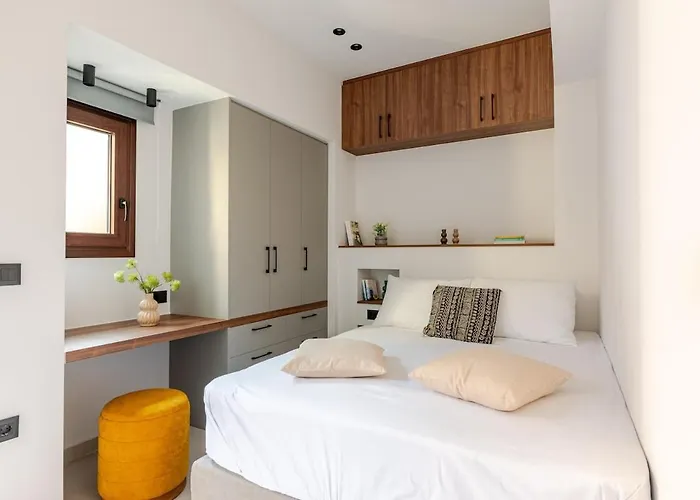 Spacious Luxury Apt, Old Town *